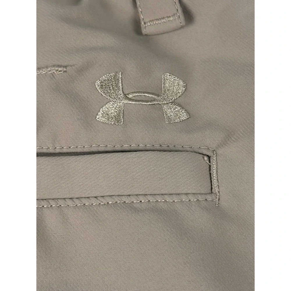 Under Armour Mens Loose Fit Golf Pants Tan Khaki 34x32  Stretch‎ Athletic Casual